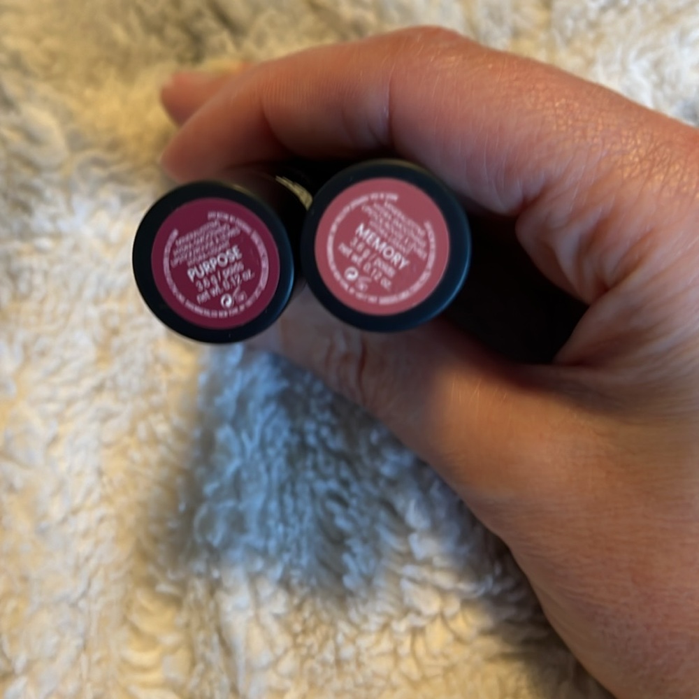 Makeup - Picture 12 of 15